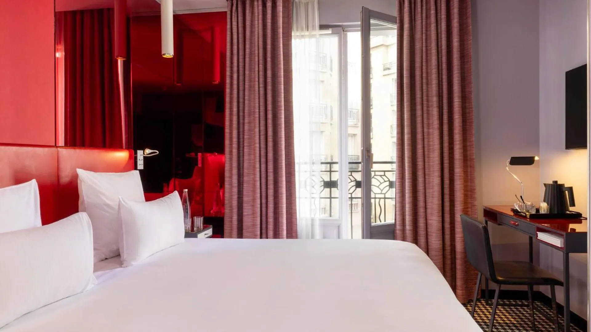 Hotel Felicien & Spa Paris 4*,